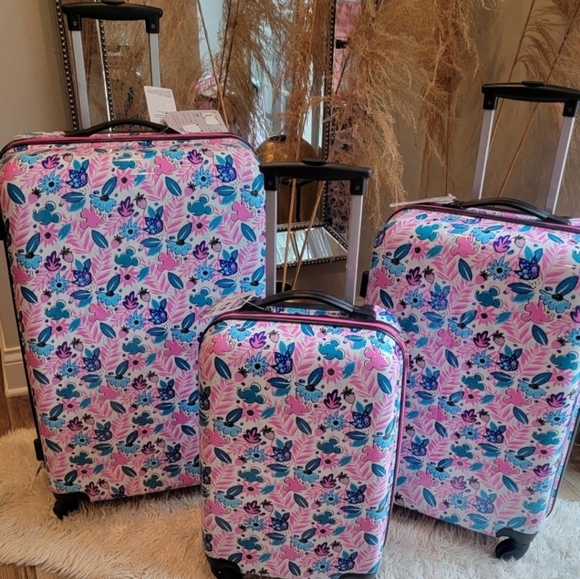 Disney's Mickey Mouse Hawaiian 1-Piece Hardside Spinner Luggage 24" - Picture 9 of 10